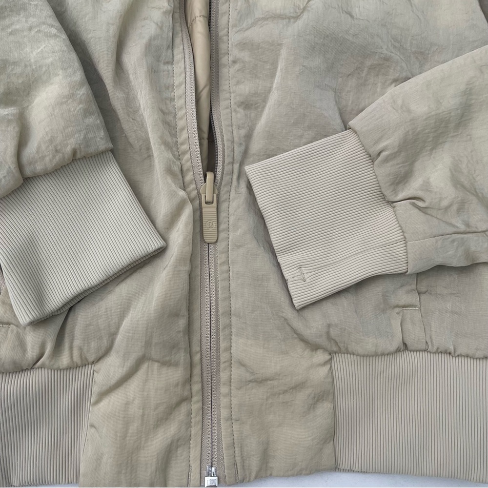 Lululemon Non-Stop Bomber Jacket Size 2 Reversible - Picture 12 of 13